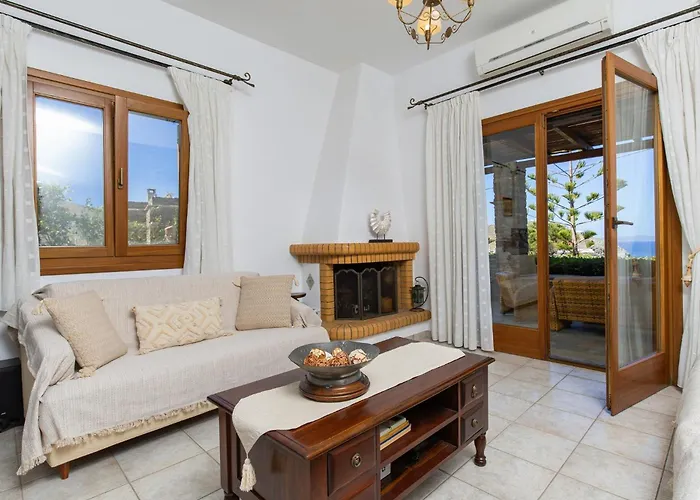 Mirsini, A 5 Minute Walk From 2 Beaches Vakantiehuis