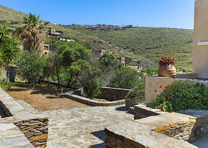 Mirsini, A 5 Minute Walk From 2 Beaches Vakantiehuis