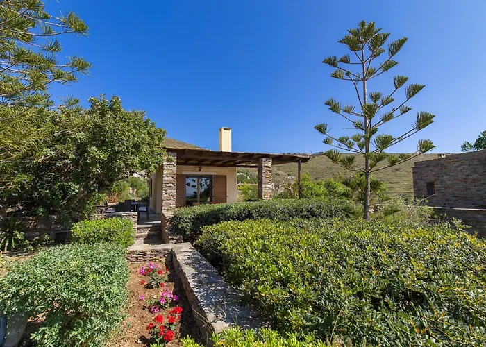 Mirsini, A 5 Minute Walk From 2 Beaches Vakantiehuis