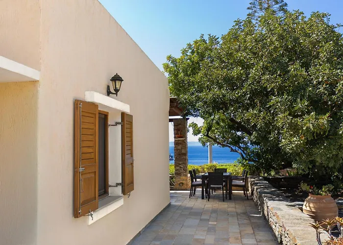 Mirsini, A 5 Minute Walk From 2 Beaches Semesterbostad *